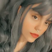 Профилна снимка на NinaHart
