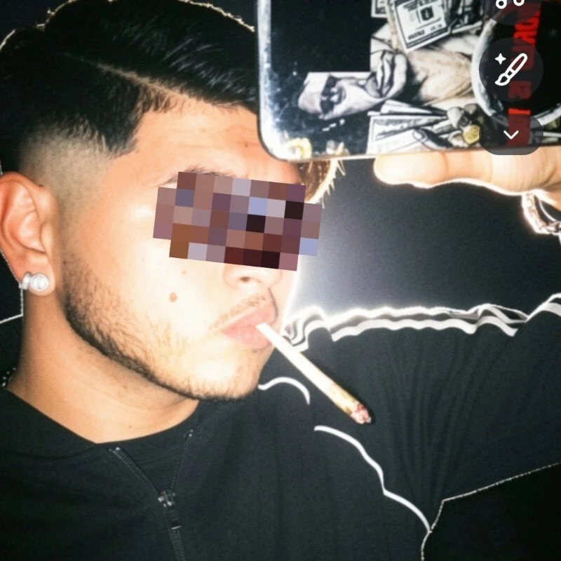 2ventidue2 Stripchat profile image