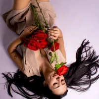 LIA_ROUX1's Avatar Photo