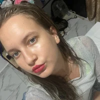 AliceWings's Profile Pic