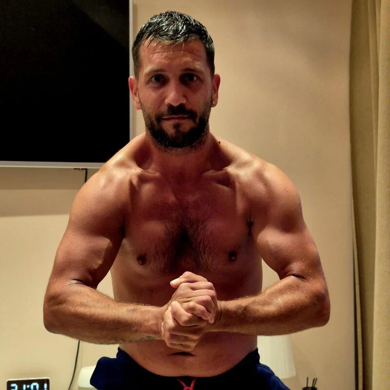 luigiX87 profile photo