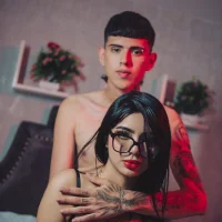 AlliceAndAron's Profile Pic