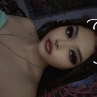 vickyluvvv's Profile Pic