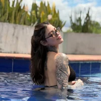 ViolettHansson's Avatar Photo
