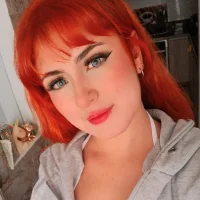 sarahh_love Adlı Modelin Avatarı