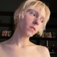 Ảnh Đại Diện holyedward