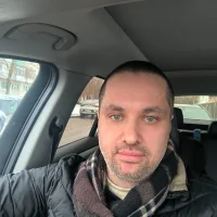 evrythingEverythere Φωτ, Προφίλ