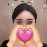 nika_25's Profile Pic