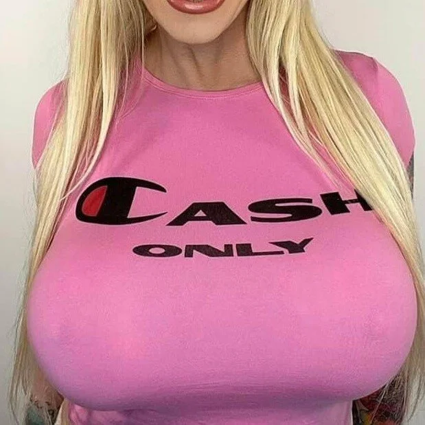 DanielaMuscleTS Stripchat profile image