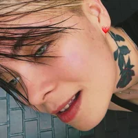 Kitty_Ollive এর প্রোফাইল ছবি