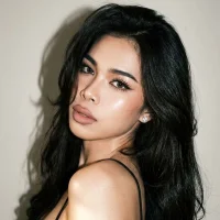 WifeAnastasia's Avatar Pic