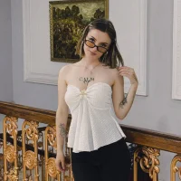 PlayfulDaisy's Avatar Pic