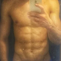 ItsMoiseXxx_777 Φωτ, Προφίλ