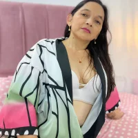 Arianna_Milf's Profile Pic