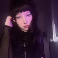 AliceSkyes's profilbilde