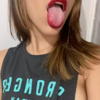 lola2724's Avatar Pic