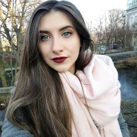 NikkiCandy Φωτ, Προφίλ