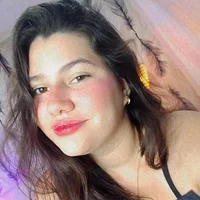 รูปโปรไฟล์ของ emily_roe