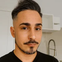 RayUyx's Profile Pic