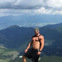krasavec_1's Profile Pic