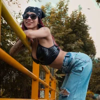 LauraAristizabal avatarbilde