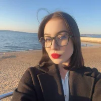 -KellyLove's Profile Pic