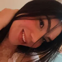 White--Women's Profile Pic