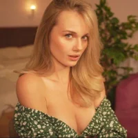 Naughty_mooncake 頭像圖片