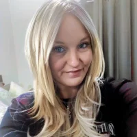Ảnh đại diện của LaceyBangz6986