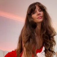 Imagem de avatar de LilyRoselyn