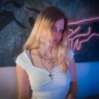 Monika_Chan's Profilna slika