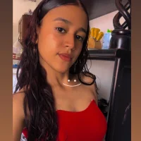 yuli_18_'s Profile Pic