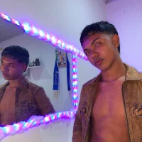 lomjitas_hot_twinck18