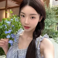 99EE-yy 的個人資料圖片