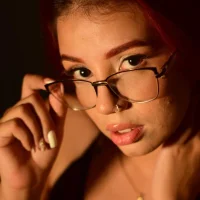 Gambar Profil Samantha_Reed