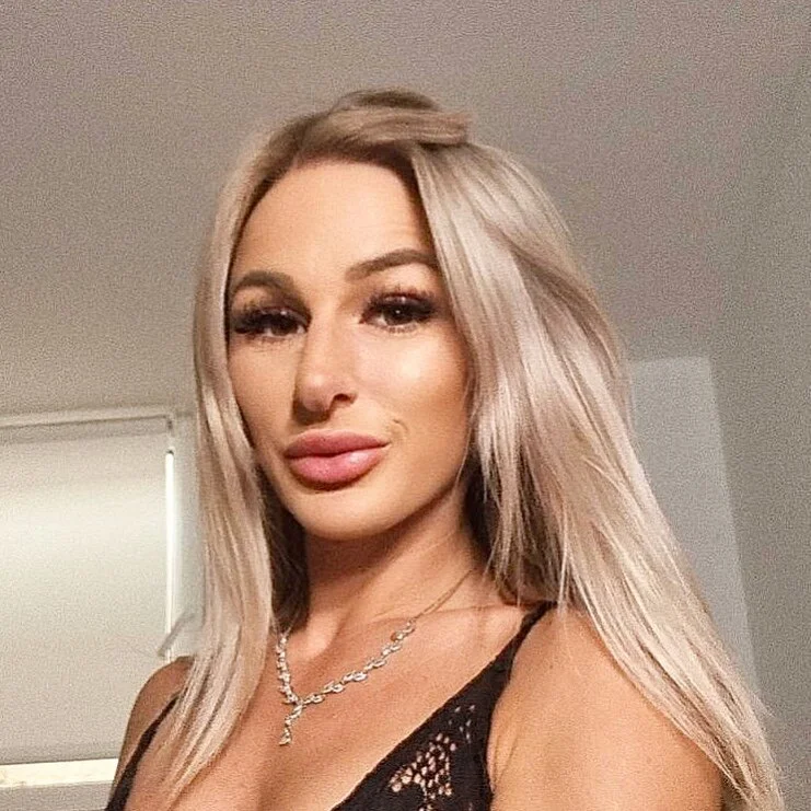 Liana_Lou profile photo