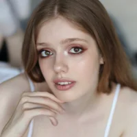 Polly__Cutie Φωτ, Προφίλ