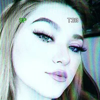 LesiBloom's Profile Pic