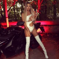 Slika avatara modela AriannaSins