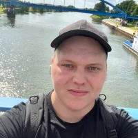 YoungGay21's Avatar Pic