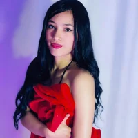 Salome_Queem profiképe