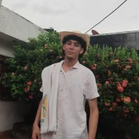 luisc_bigcock_'s Avatar Pic