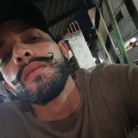 ivanhotete's Profile Pic