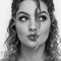 Lovemen2009 Adlı Modelin Avatarı