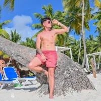 twooloverss' Avatar Pic