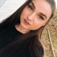 AnnaKisses's Profile Pic