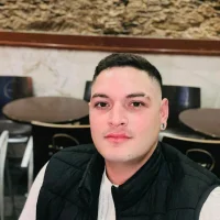 Albertoo2705 頭像圖片