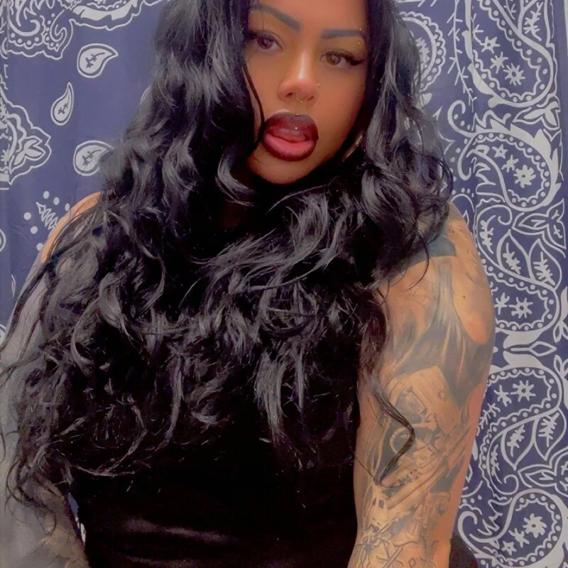 chicanachic13's nudes and profile