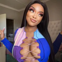 BustyLwa's Profile Pic