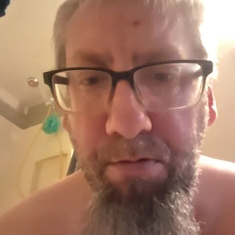 sneakyzekey420 profile photo